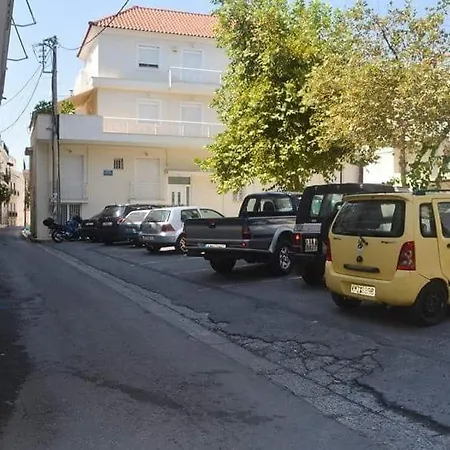 Σπίτι διακοπών Modern Cosy In The Historical Centre